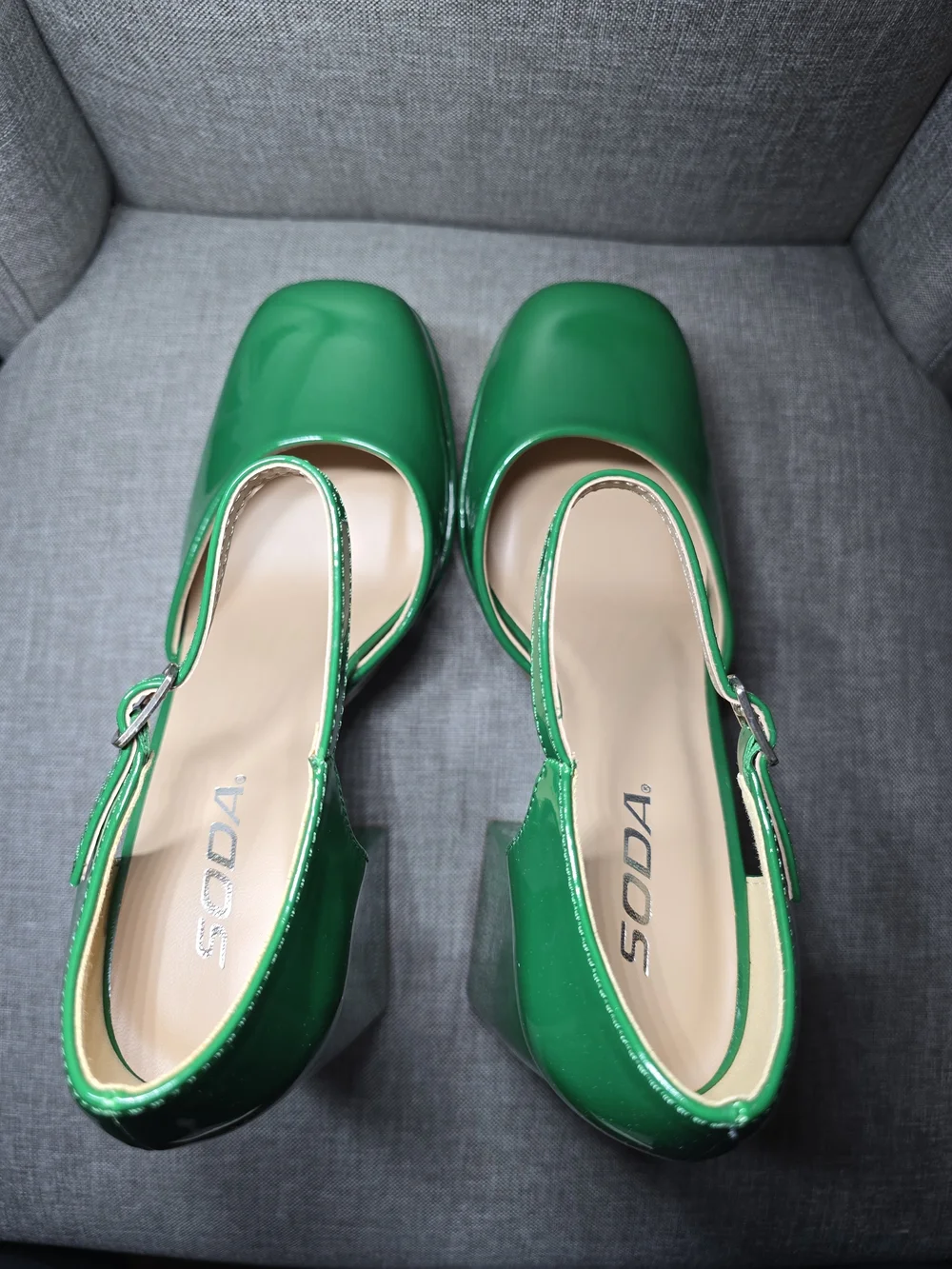 SODA Yuki Green Patent Platform Mary Jane Heels – Women’s Size 8 – New in Box